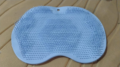 Silicone Bath Massage Cushion – Suction Cup Exfoliating Foot Scrubber & Mat